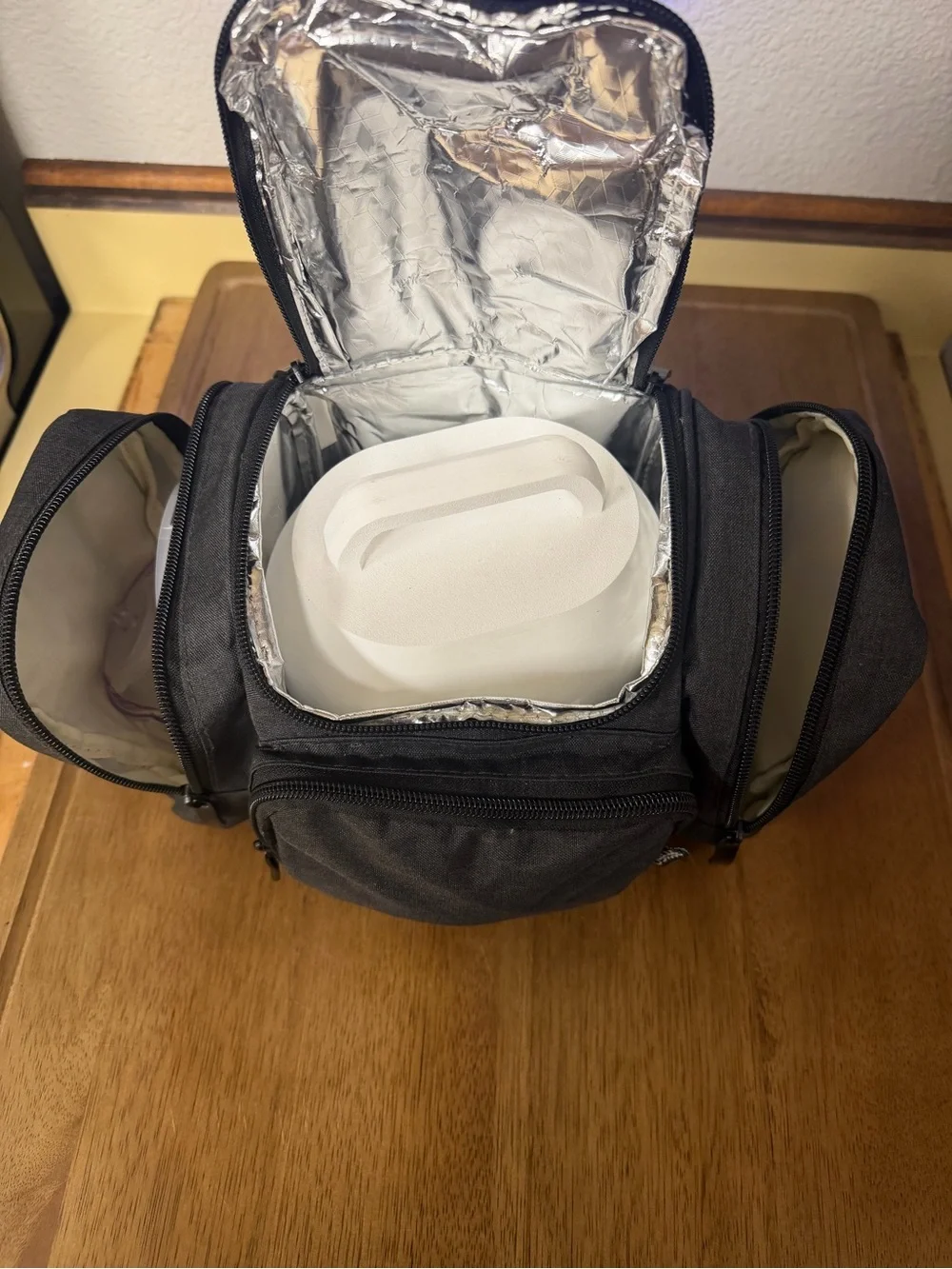 Momcozy M6